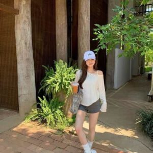AM家 甜美風 經典百搭露肩上衣